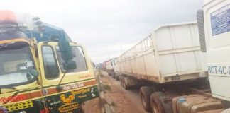 Motorists groan over Asaba-Onitsha expressway gridlock, demand highway repairs