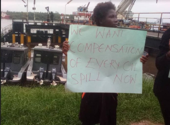 Nembe women protest over oil spill, demand cleanup in Bayelsa