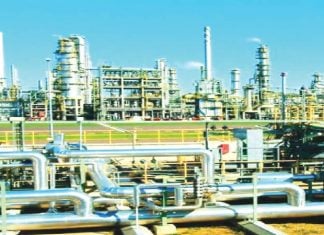 Nigerians must rally round Dangote refinery