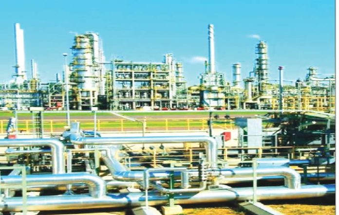 Nigerians must rally round Dangote refinery