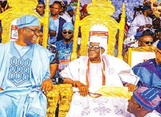 Oba Olakulehin crowned as 43rd Olubadan