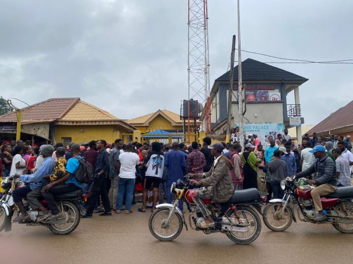 Osun residents lament paying N2,000 to unblock lines