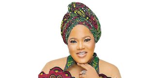 Oyo corps members visit actress Toyin Abraham on movie set