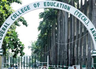 Protesting FCE students incited by disgruntled employees – Provost