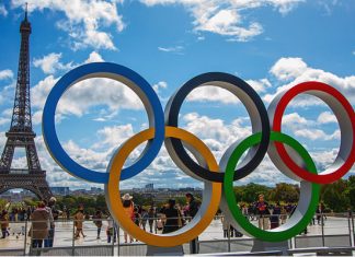 Strike threat lingers over 2024 Olympics opening ceremony