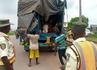 Two die as truck, bus collide on Sagamu-Benin expressway