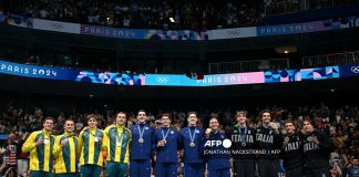 USA, Australia teams win 4x100m freestyle relay gold