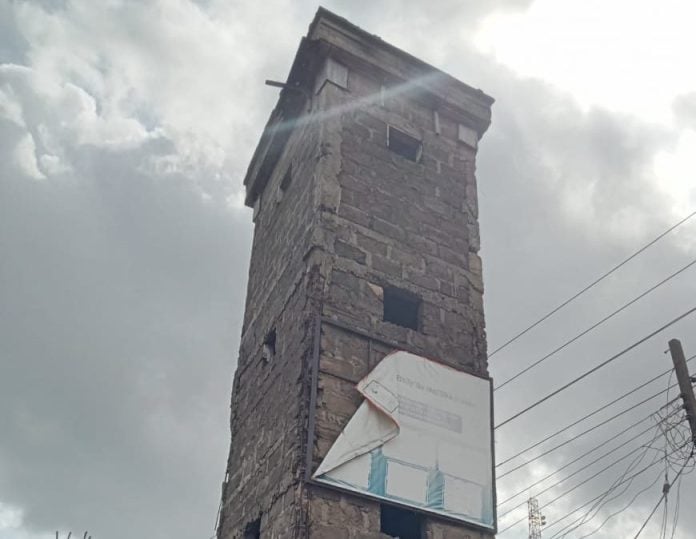 Anambra market leaders, trader clash over collapsing security tower