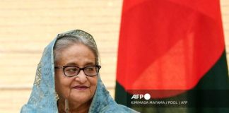 Bangladesh PM flees as protesters storm palace