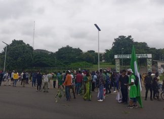 #EndBadGovernanceInNigeria protesters reconvene after tear gas attack in Abuja