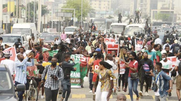 Lagos protesters declare three-day mourning 