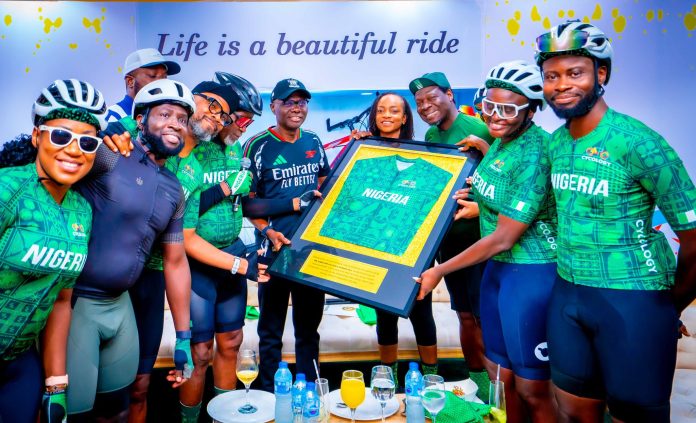 Sanwo-Olu hosts cycling club members in Lagos