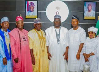 Kwara gov swears in 16 LG Chairmen