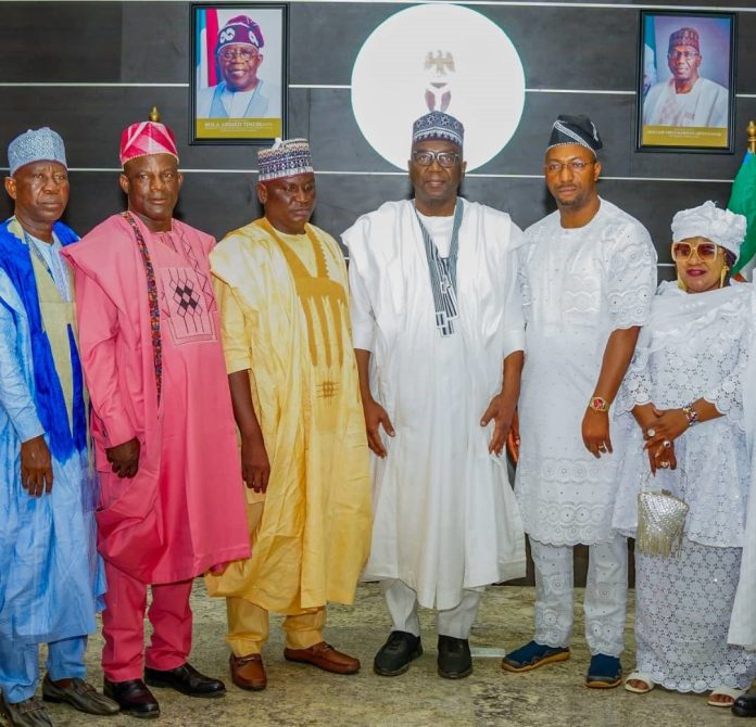 Kwara gov swears in 16 LG Chairmen