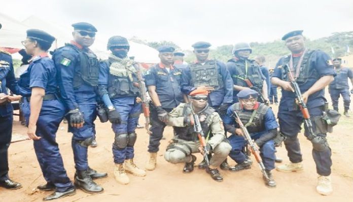 Oyo mob beats soldier over alleged killing of NSCDC officer