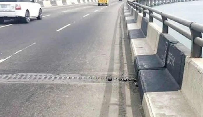 Two suicide atempts foiled on Third mainland bridge