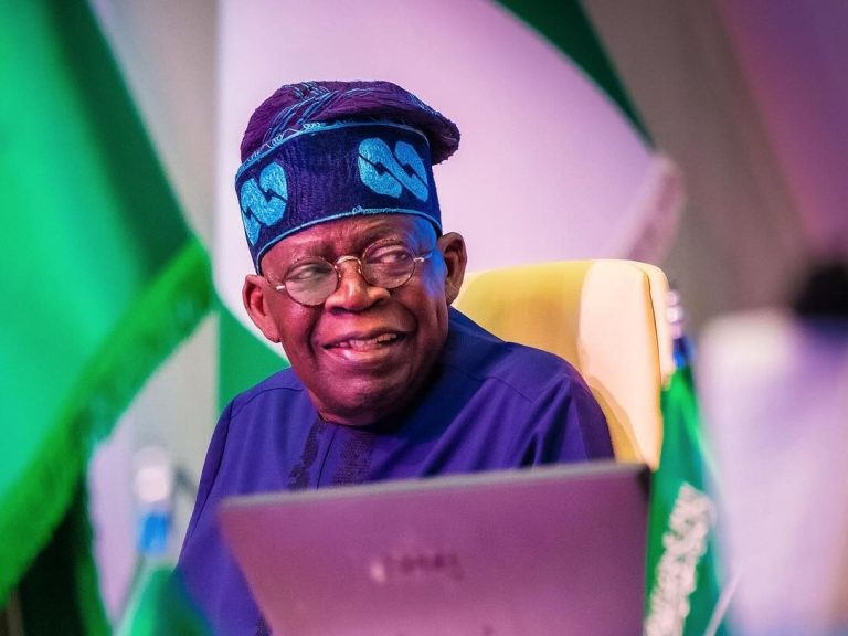 Security Scare: Tinubu Speech Interrupted as Bodyguards Intercept Intruder in Kaduna
