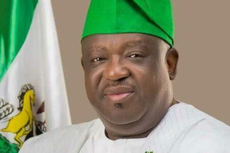 Gov.-Caleb-Mutfwang-jpeg-450x300