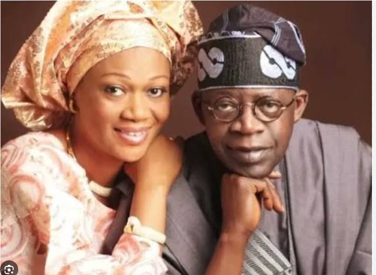 Tinubu Refers to First Lady as ‘Mama Akara Seller’ at Public Event