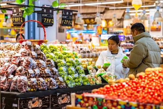 China’s Steady Growth and Rising Prices Provide Boost to Global Economy
